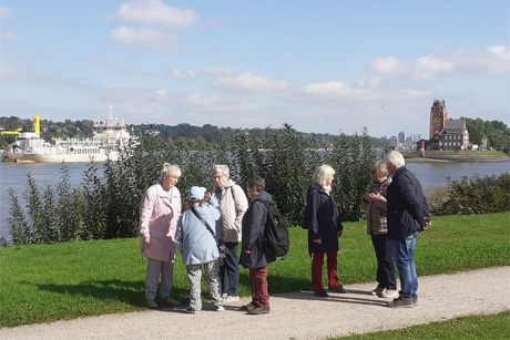 Mit der F&auml;hre nach Finkenwerder