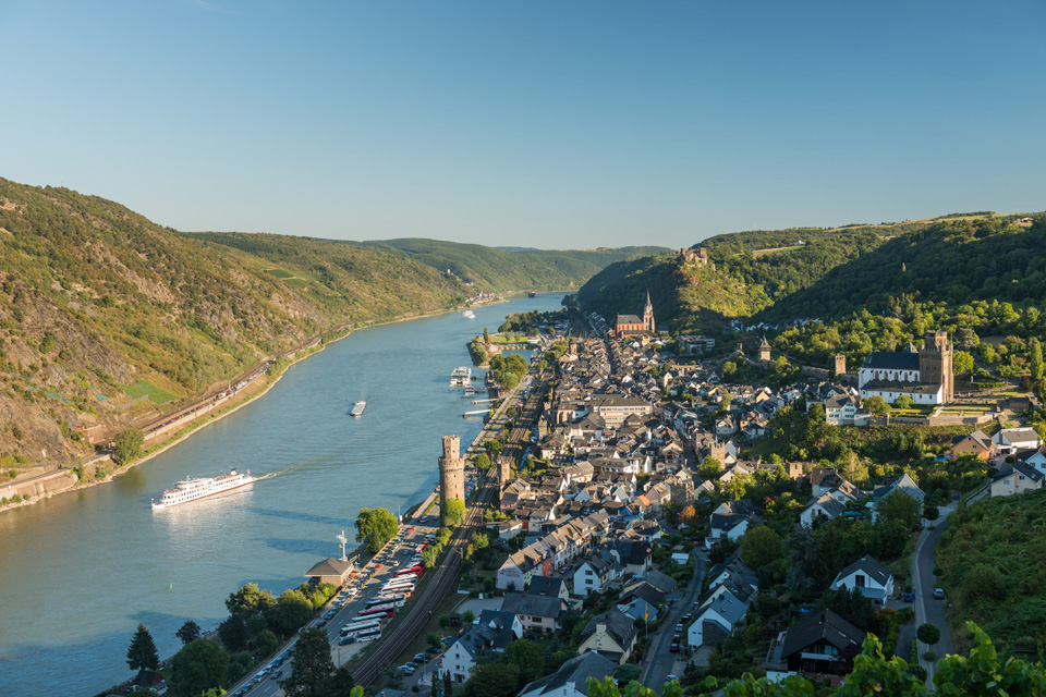 Schl&ouml;sser, Burgen und malerische Weinterrassen