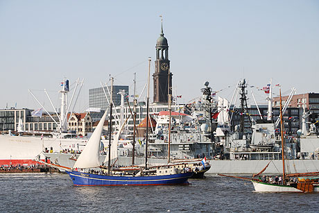 Jubil&auml;um beim weltgr&ouml;&szlig;ten Hafenfest