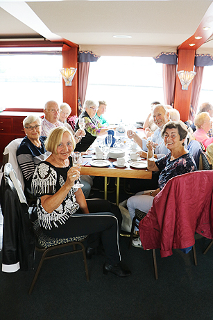 Große VHSt-Jubiläums-Elbkreuzfahrt