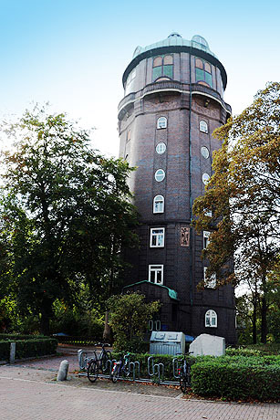Vielfältiges Wohnviertel auf der Elbinsel