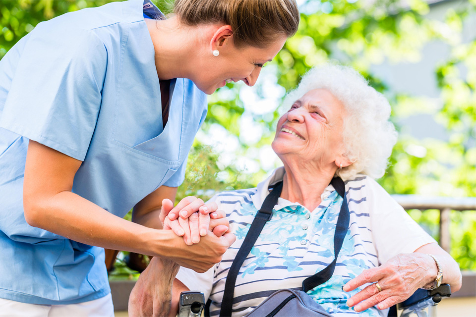 Hamburg f&uuml;hrt Befragung zur Qualit&auml;t in Pflegeheimen durch