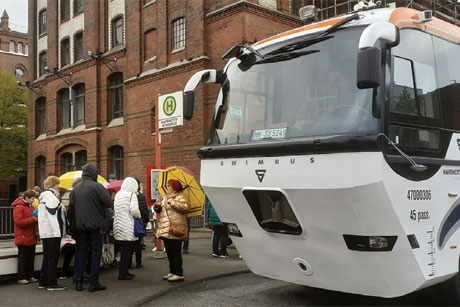 Die Wandsbeker am HafenCity RiverBus, Foto: (c) Bernd Ricanek