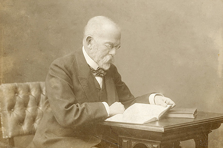 Robert Koch leitete das königlich preußische Institut für Infektionskrankheiten, das spätere RKI, bis 1904