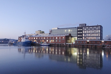 Das Hauptgebäude des Alfred-Wegener-Instituts in Bremerhaven, Foto: (c) Alfred-Wegener-Institut (AWI)/Sina Löschke