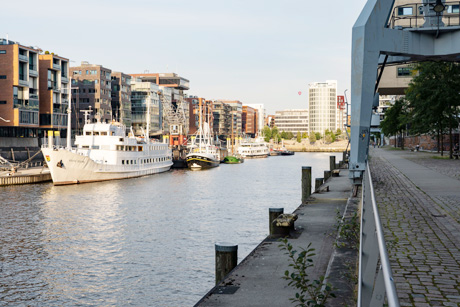 Der Traditionsschiffhafen am Sandtorkai, Foto: (c) HafenCity Hamburg GmbH