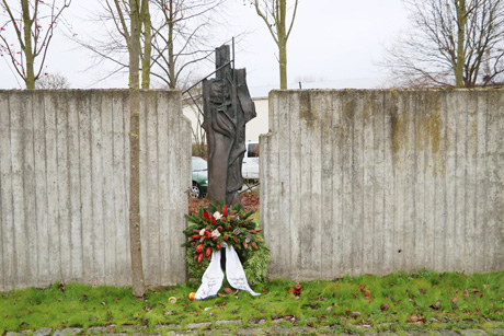 Mahnmal von Axel Groehl für die Opfer des Nationalsozialismus