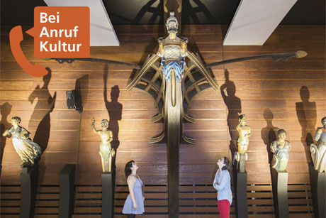 Kann ebenfalls per Telefon besucht werden: das Altonaer Museum mit seinem Galionsfiguren-Saal, Foto: Altonaer Museum (c) SHMH