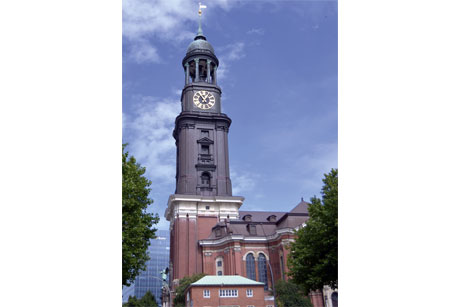 Das Luther-Denkmal am Michel wurde 1912 aufgestellt, Foto: (c) stahlpress Medienb&uuml;ro