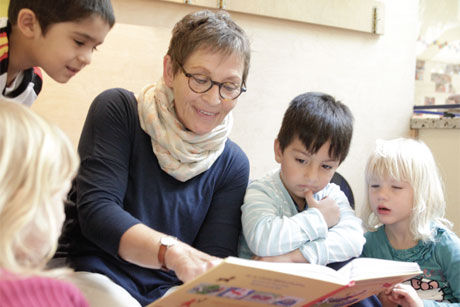 LeseZeit in der Kita Mennonitenstraße  (Foto: Kirsten Haarmann, BürgerStiftung Hamburg)